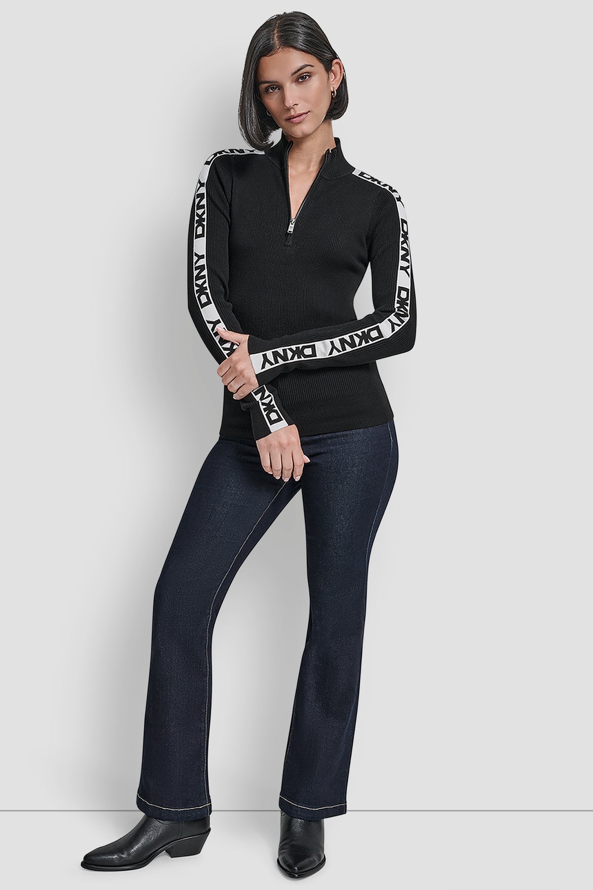 DKNY LONG SLEEVE 1/4 ZIP LOGO TAPE SWEATER SIZE M