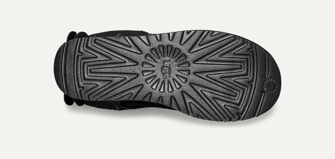 Mini Bailey Suede Bow UGGS boot size 39