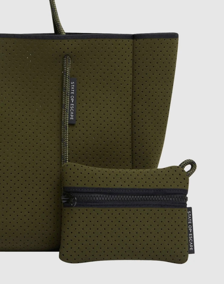 State of escape medium tote bag