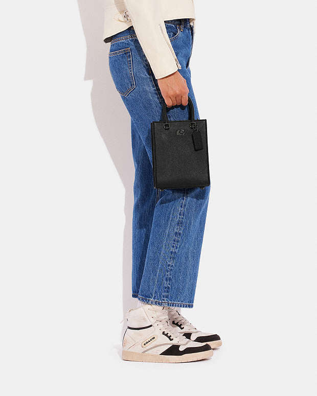 Coach Tote 16 Leather Bag