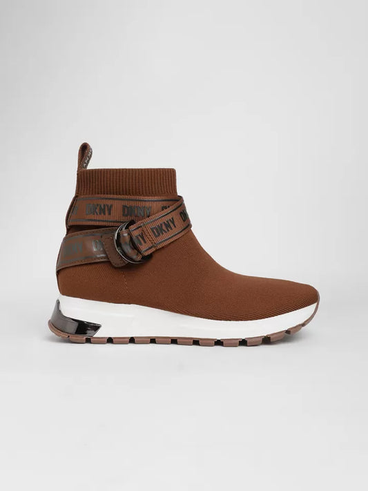 DKNY Miley Slip On Sneakers in brown 7.5M