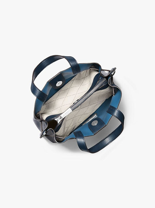 MICHAEL KORS EMILIA SMALL PEBBLED LEATHER BAG in navy