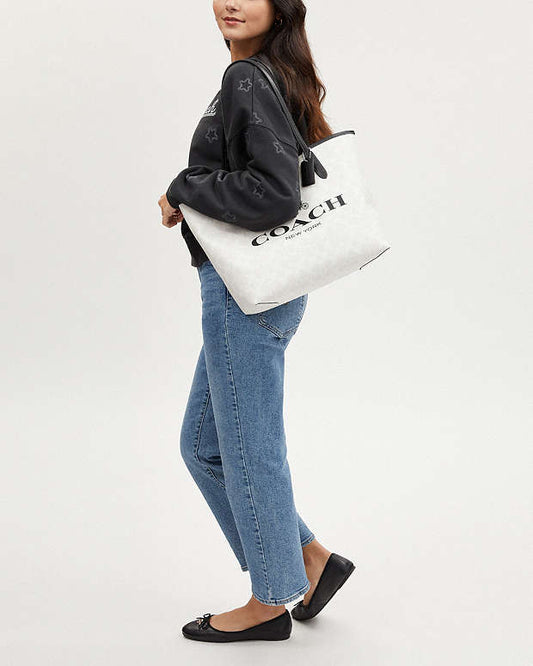 Coach City Tote Bag In Signature Canvas