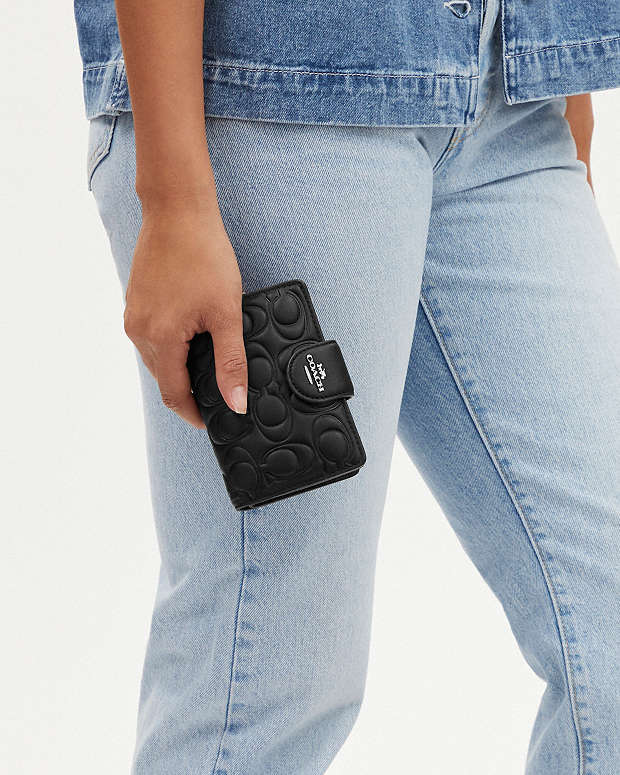 Coach Medium Corner Zip Wallet With Signature Black