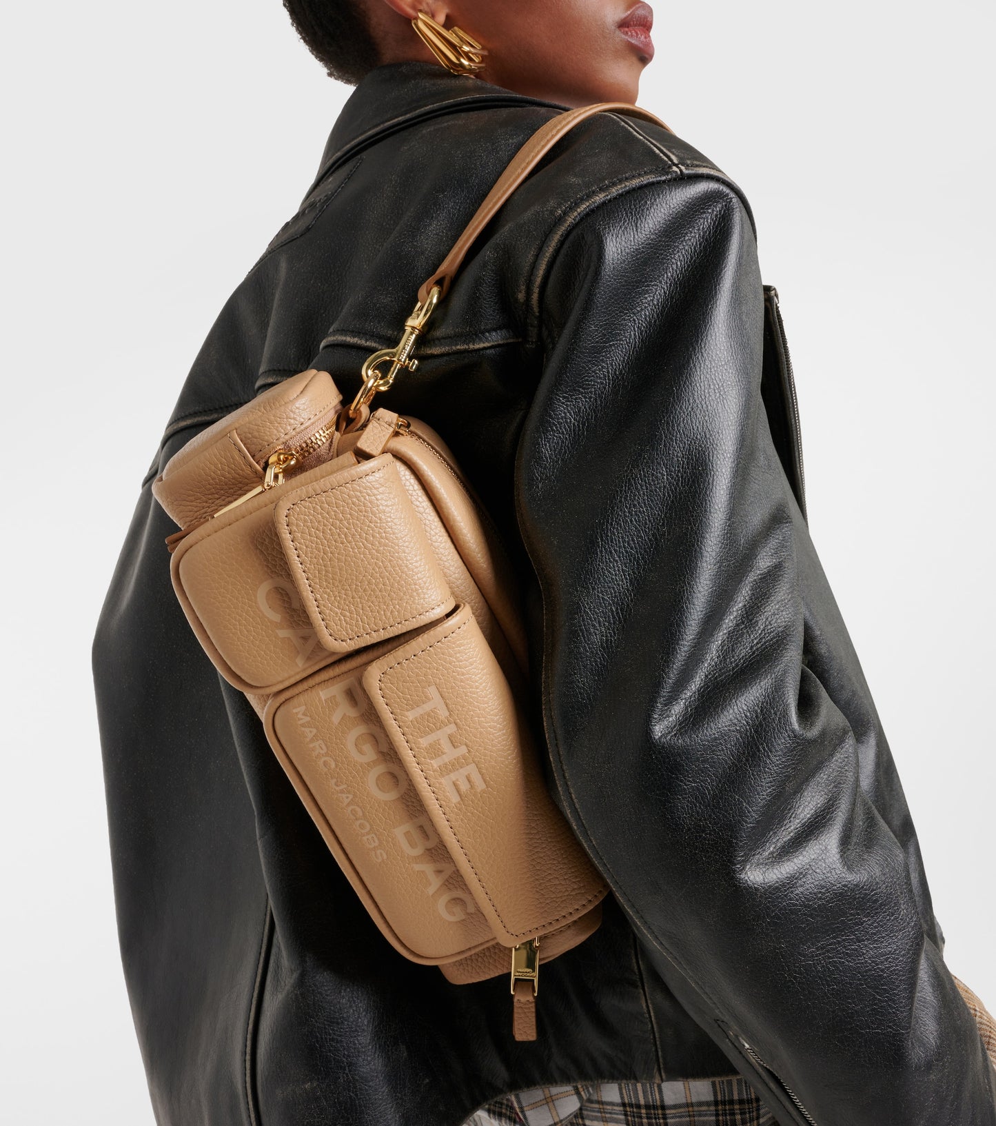 MARC JACOBS
The Cargo leather shoulder bag