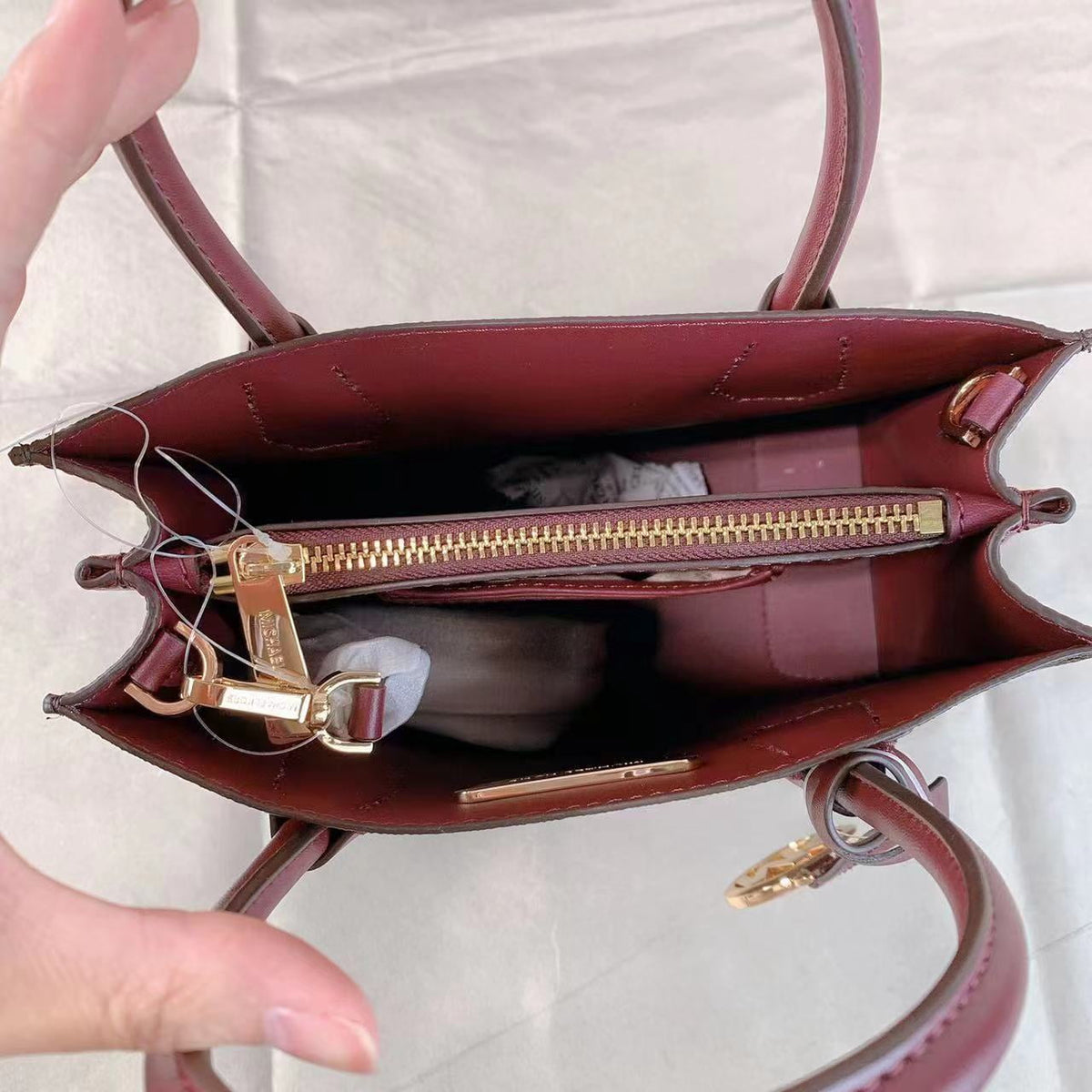 Michael Kors Mercer Medium Logo And Leather Accordion Crossbody Bag Merlot