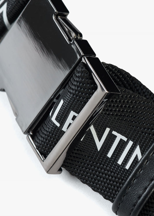 VALENTINO BAGS
Unisex Kylo Belt Bag In Black