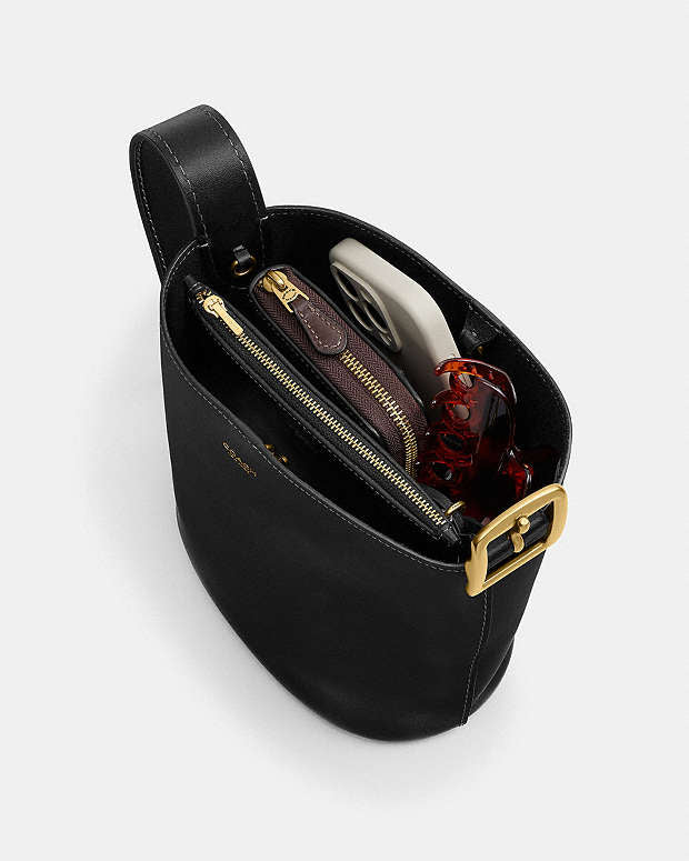 Coach Bleecker Bucket Bag 21 in black