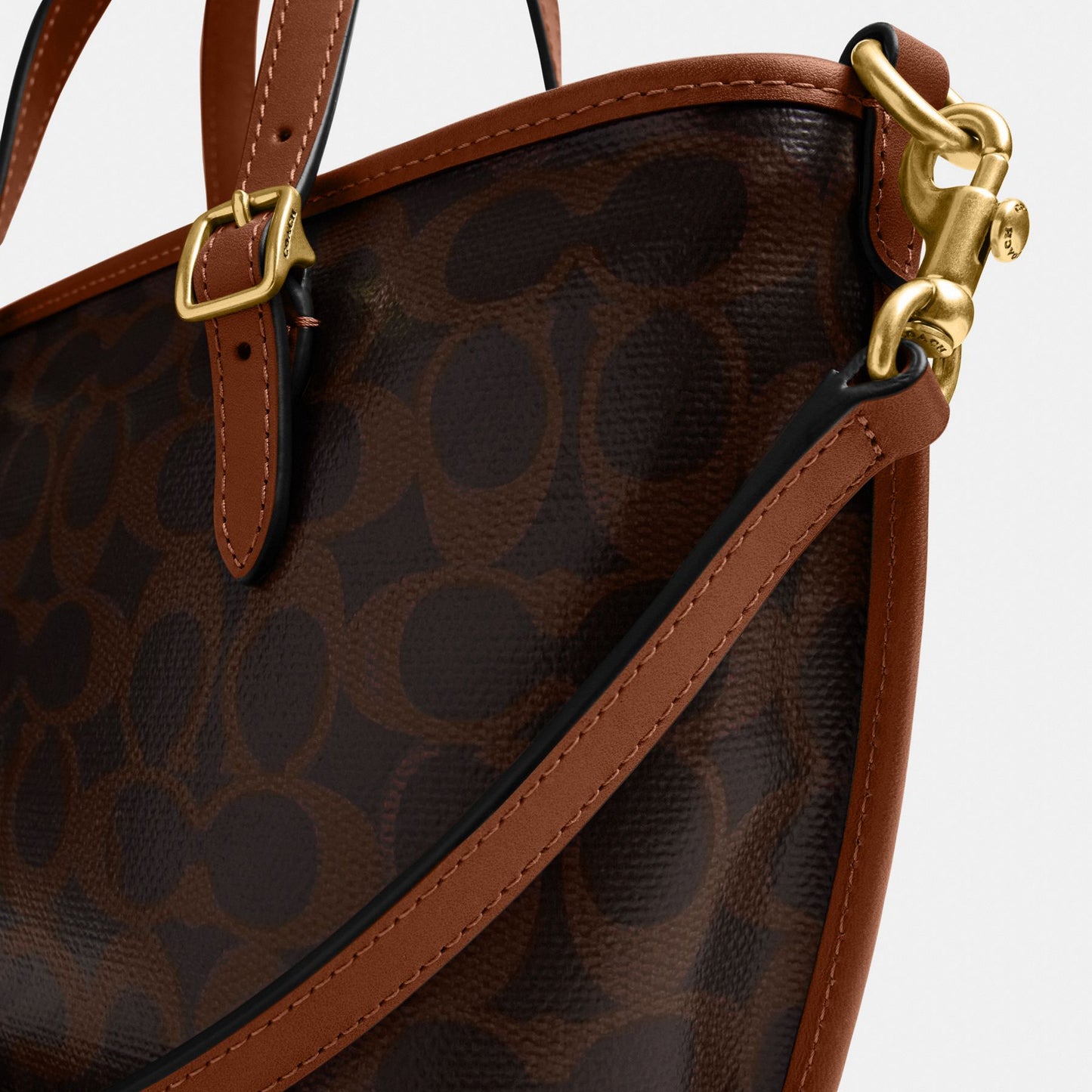 COACH TAXI TOTE BAG 21 IN SIGNATURE CANVAS