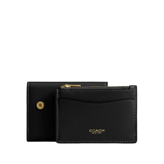 Coach Essential Card Holder Wallet in black