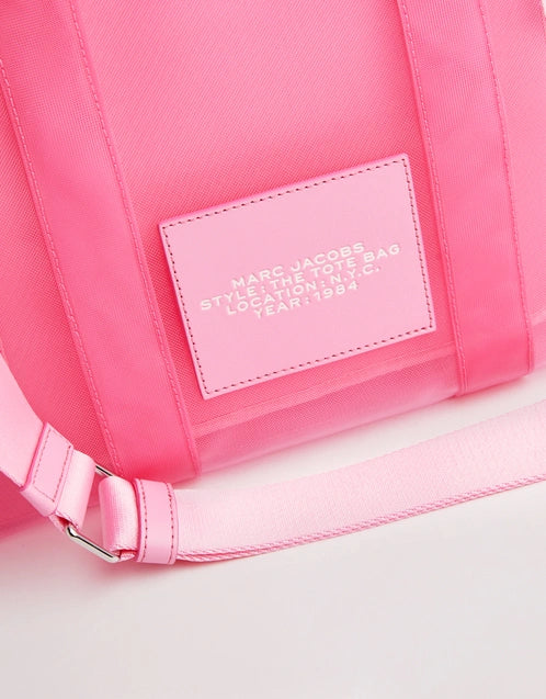 MARC JACOBS The Medium Mesh Tote Bag