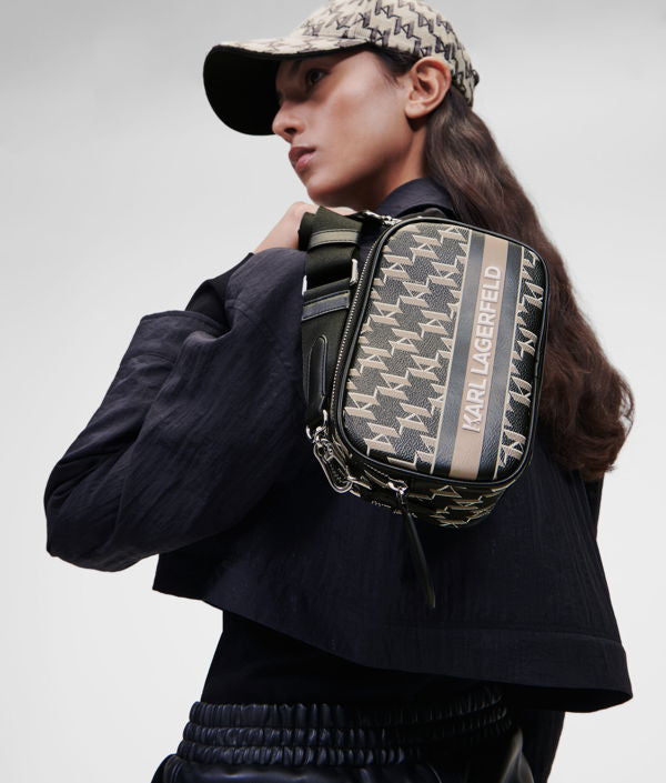KARL LAGERFELD
K/Ikonik Monogram Camera Bag