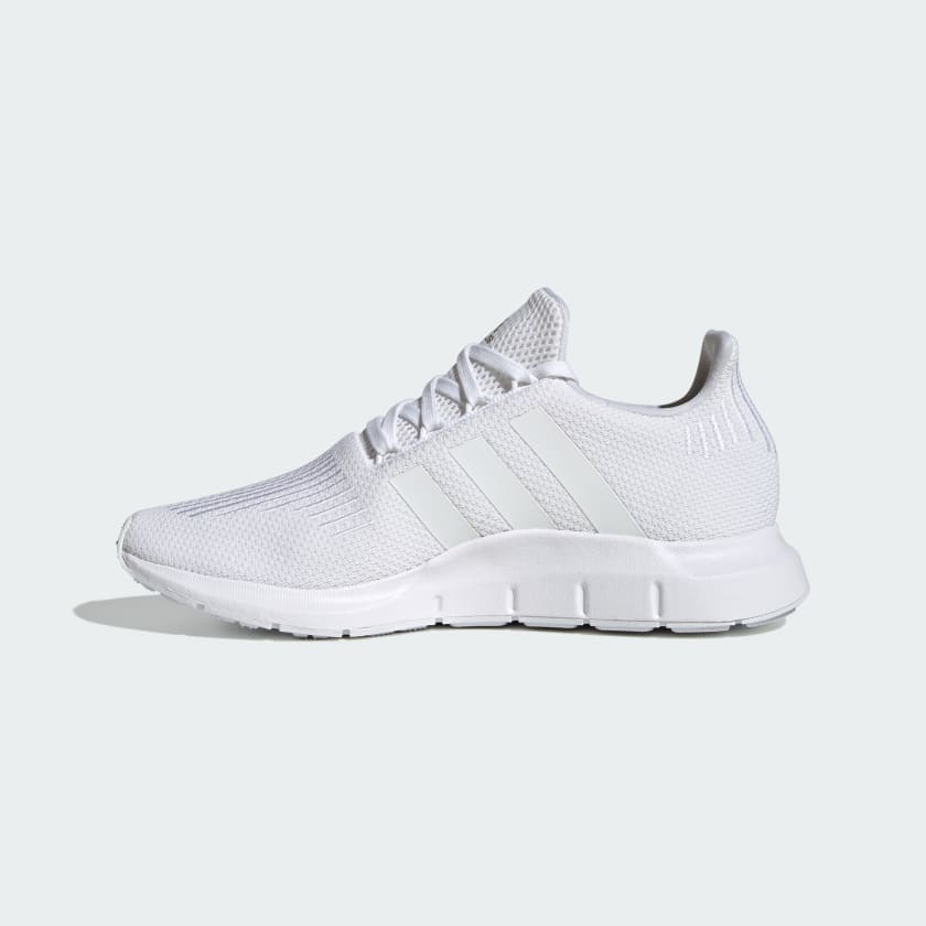 Adidas SWIFT RUN 1.0 SHOES size 37.5
