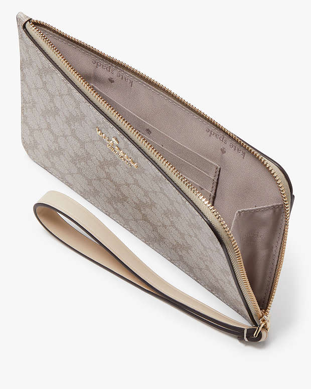 Kate Spade Lucy Spade Flower Medium L-zip Wristlet beige