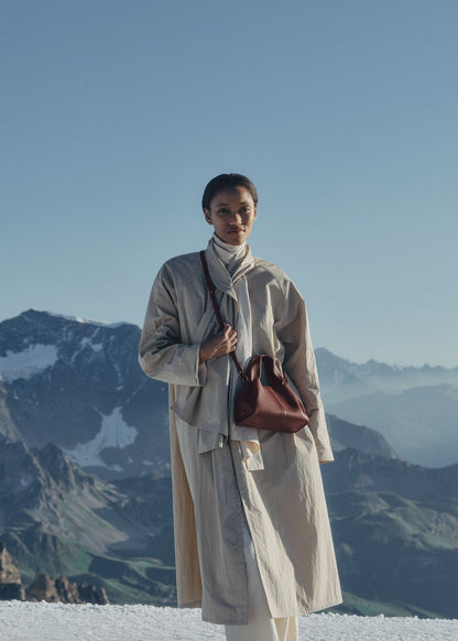 Polene Numéro Neuf Mini
EDITION TEXTURED BLACK CHERRY