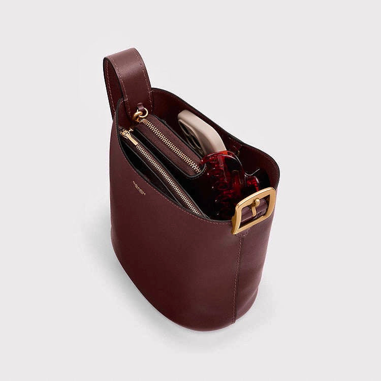 Coach Bleecker Bucket Bag 21 in burgundy