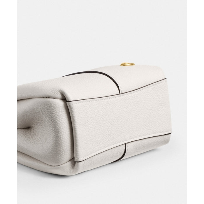 Lana Shoulder Bag 19 in white