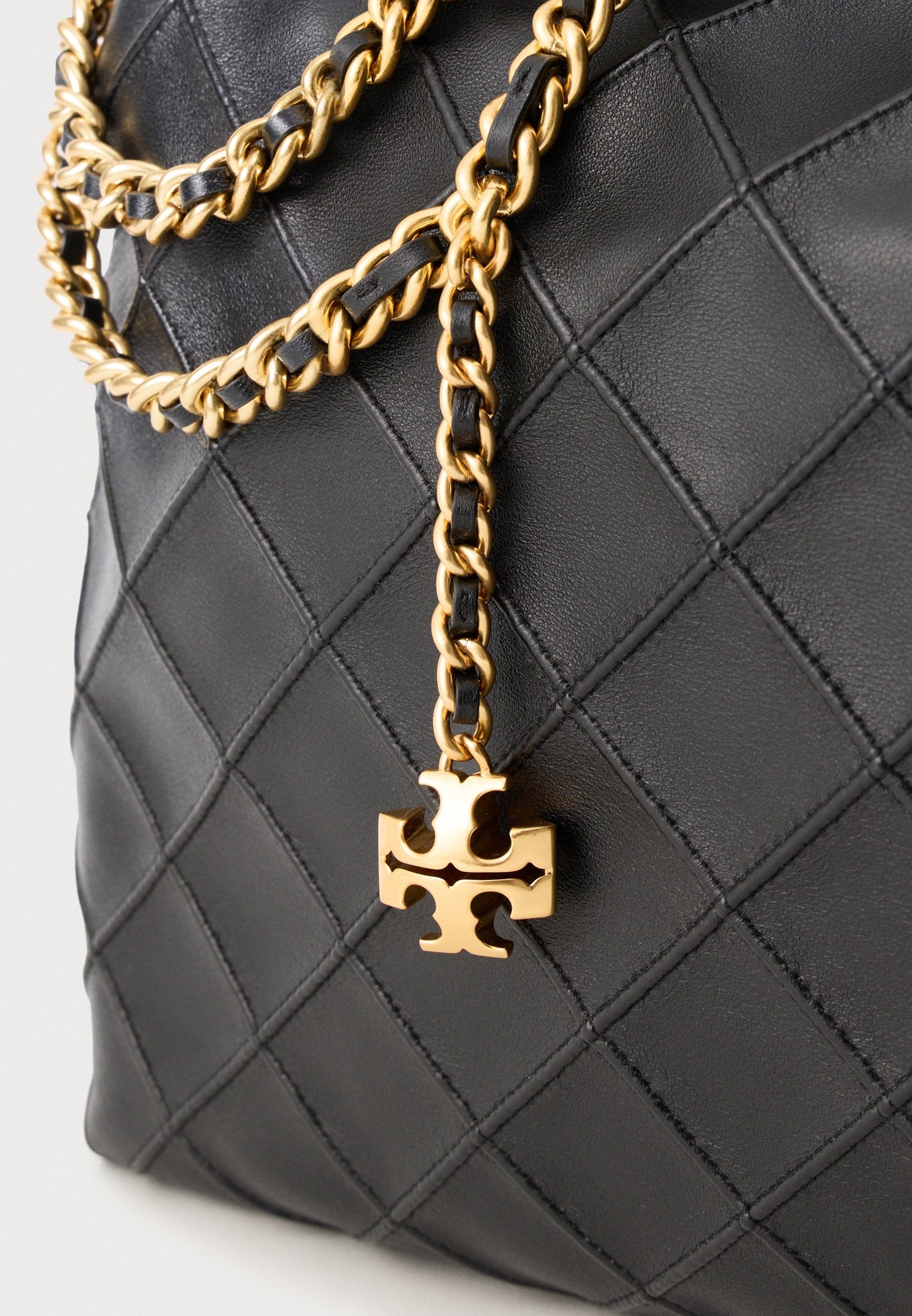 TORY BURCH FLEMING HOBO BAG - HANDBAG - BLACK