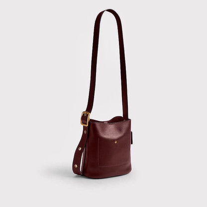 Coach Bleecker Bucket Bag 21 in burgundy