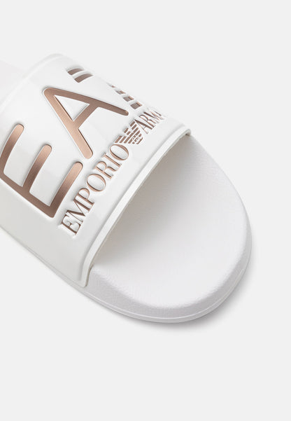 EA7 Emporio Armani
UNISEX - Pool slides - white/rose
