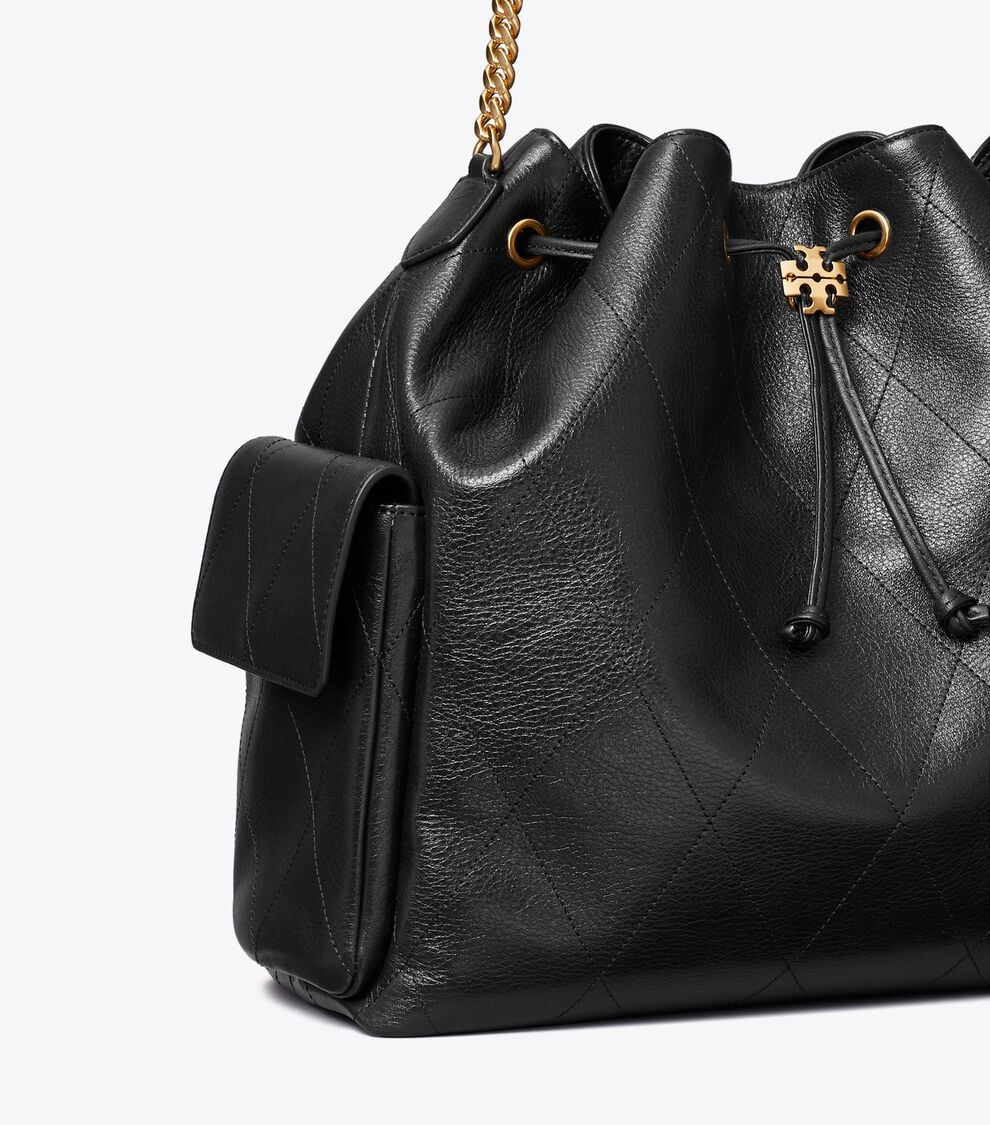TORY BURCH CHARLIE QUILTED DRAWSTRING SHOULDER BAG IN BLACK