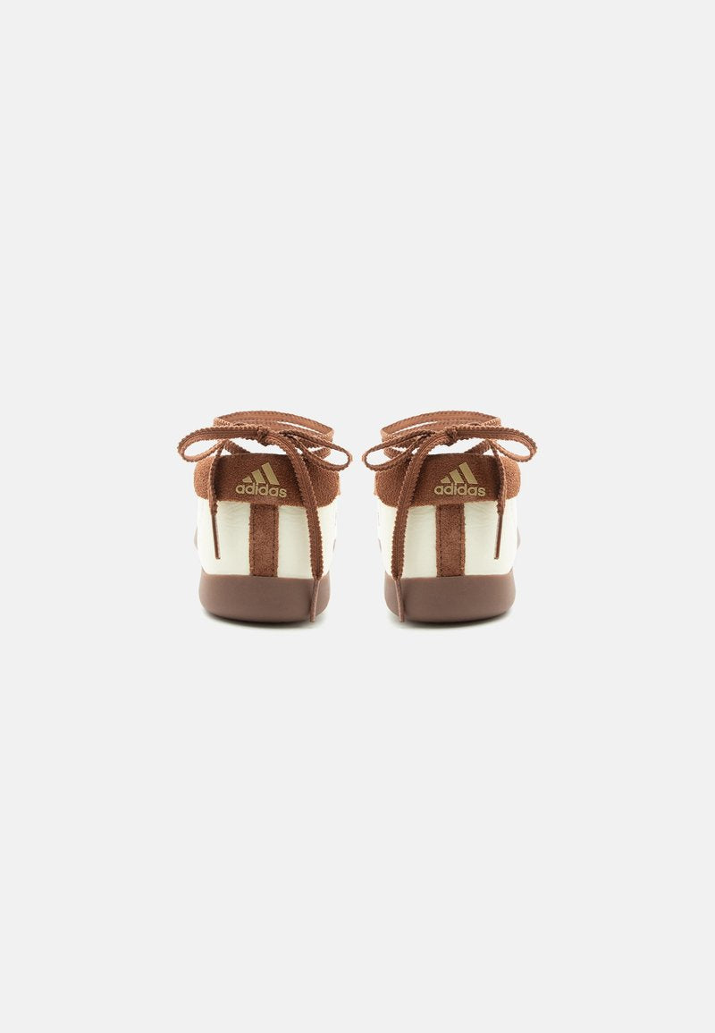 TAEKWONDO MEI BALLET W - Ankle strap ballet pumps - cream white/preloved brown/gold-coloured metallic size 39