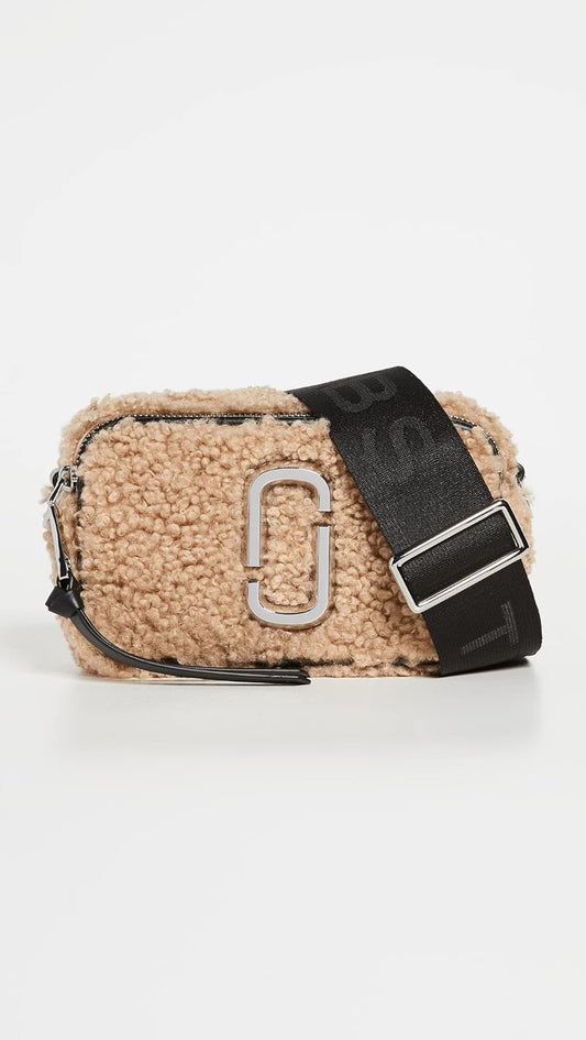 MARC JACOBS
Snapshot Teddy Camera Bag