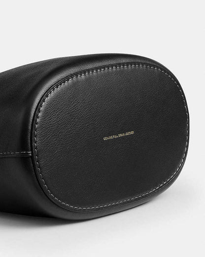 Coach Bleecker Bucket Bag 21 in black