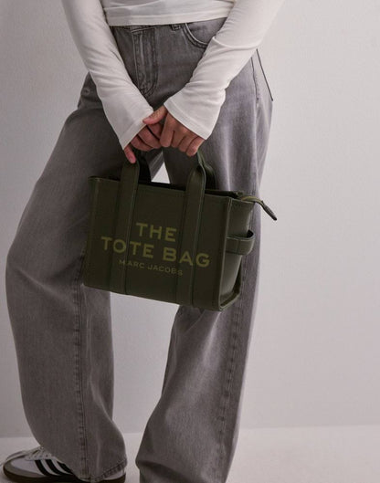 The leather small tote bag Marc Jacobs