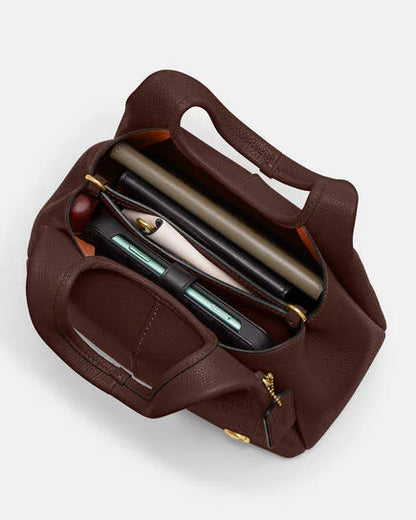 Lana Coach Bag in maple