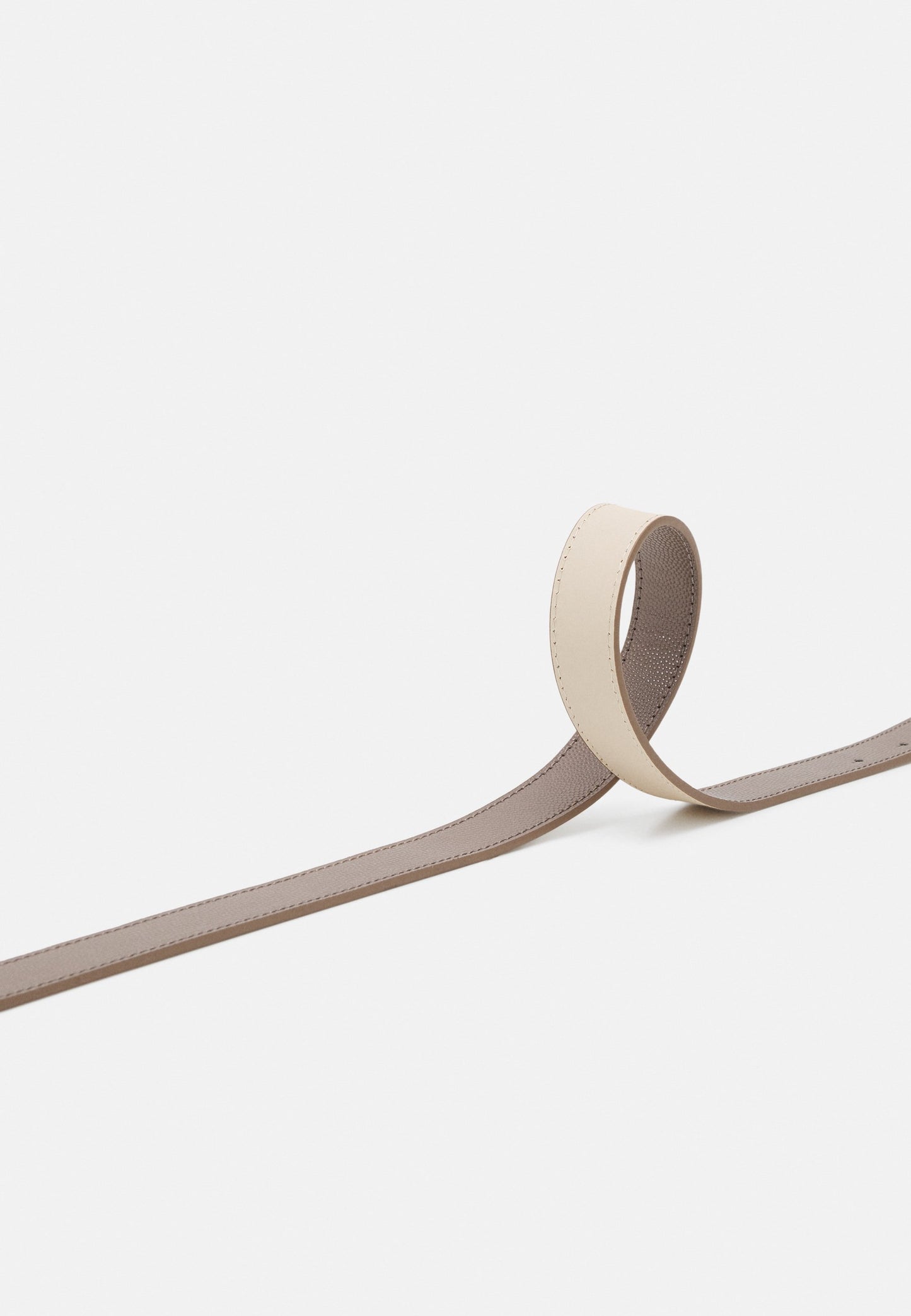 Valentino Bags
DIVINA - Belt - taupe/oro