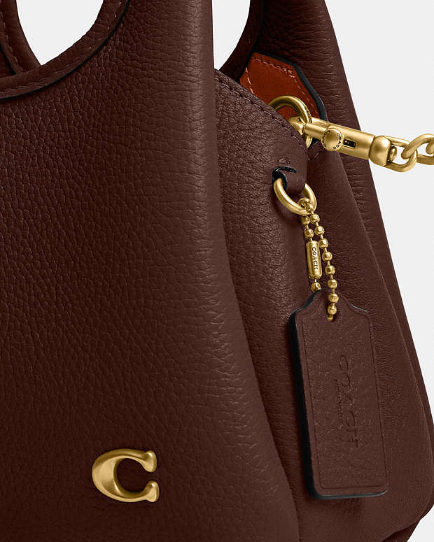 Lana Shoulder Bag 19 in maple