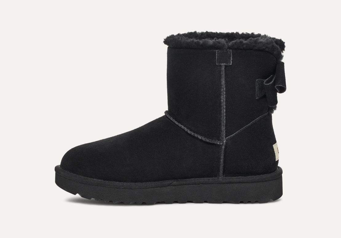 Mini Bailey Suede Bow UGGS boot size 8