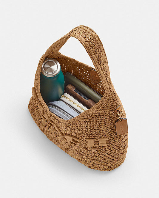 COACH BROOKLYN SHOULDER BAG 28 in paper straw
