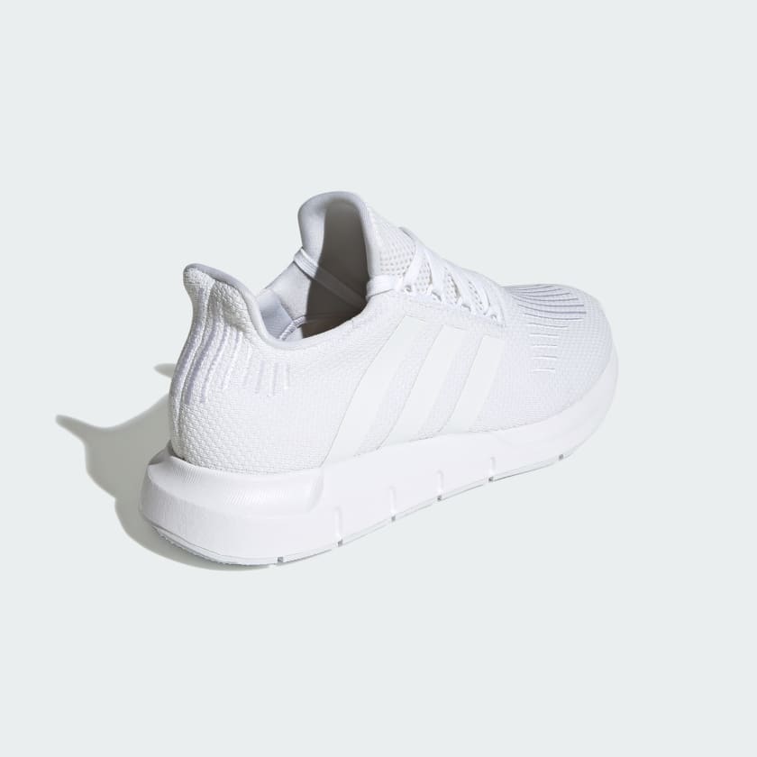 Adidas SWIFT RUN 1.0 SHOES size 37.5