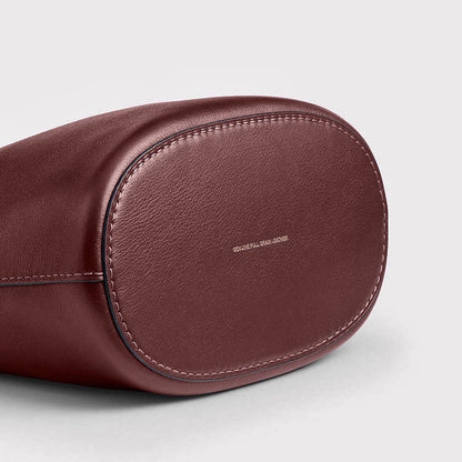 Coach Bleecker Bucket Bag 21 in burgundy