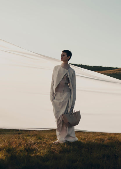 Polene Cyme Mini
EDITION TEXTURED TAUPE