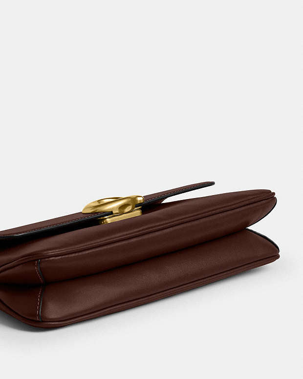 Coach Jet Shoulder Bag in maple