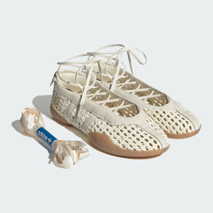 ADIDAS TAEKWONDO MEI SHOES IN CREAM
