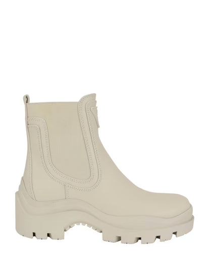 Guess Yesses Signature Chelsea Booties size 39.5