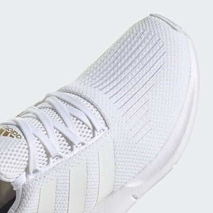 Adidas SWIFT RUN 1.0 SHOES size 37.5
