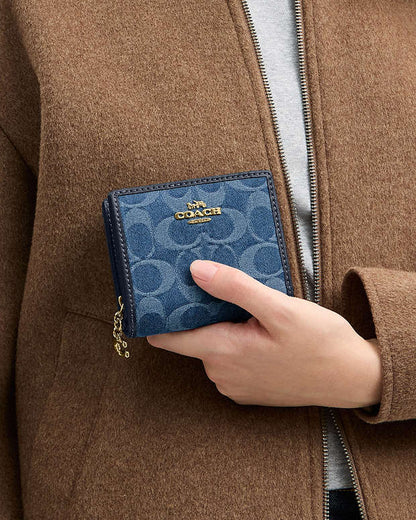 Coach Snap Wallet In Signature Denim