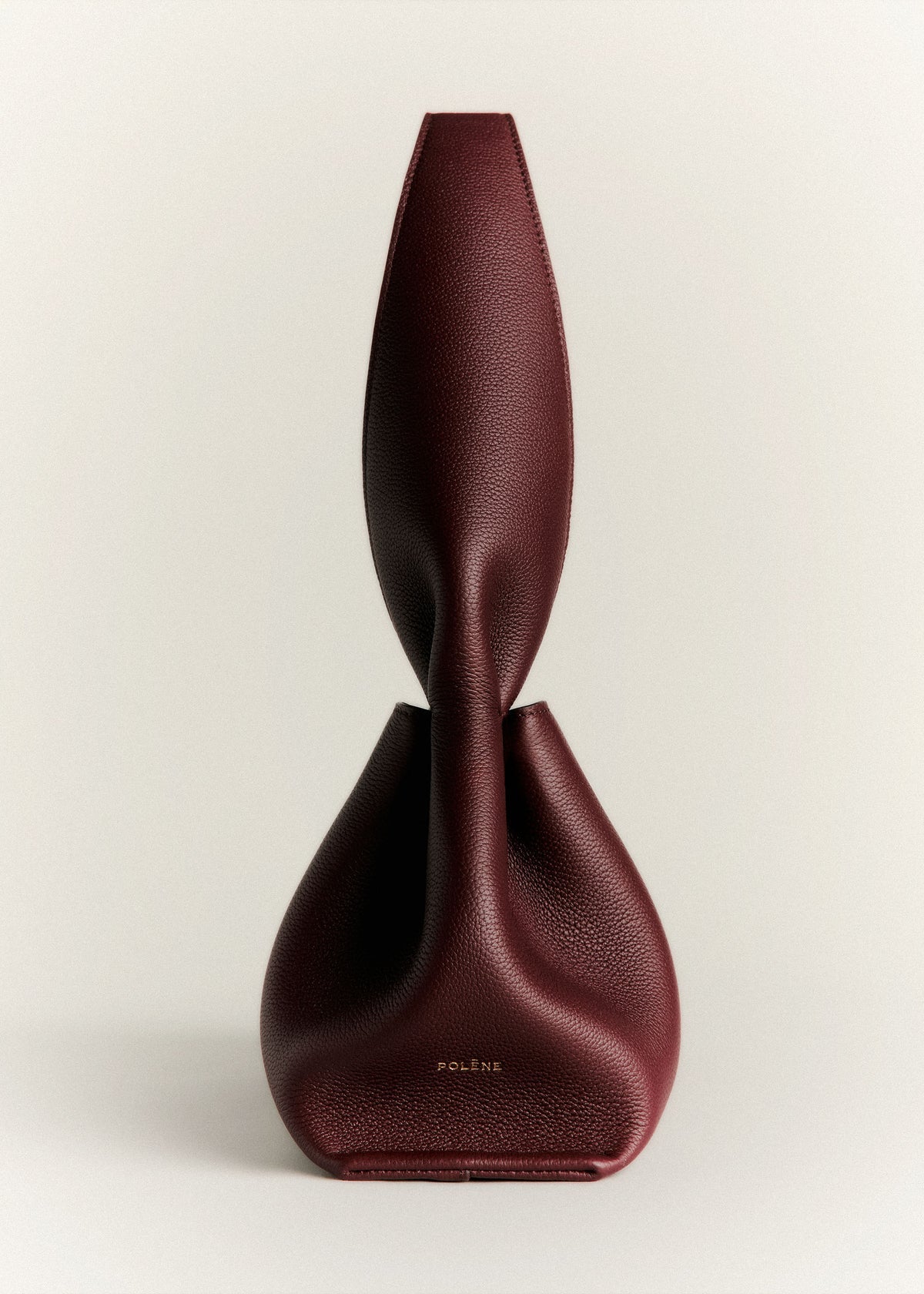 Polene Numéro Neuf East West
EDITION TEXTURED Black cherry