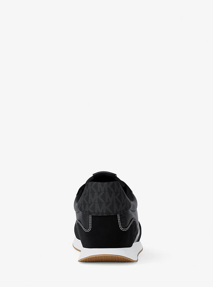 MICHAEL KORS OUTLET
Essex Mixed-Media Trainer size 39.5