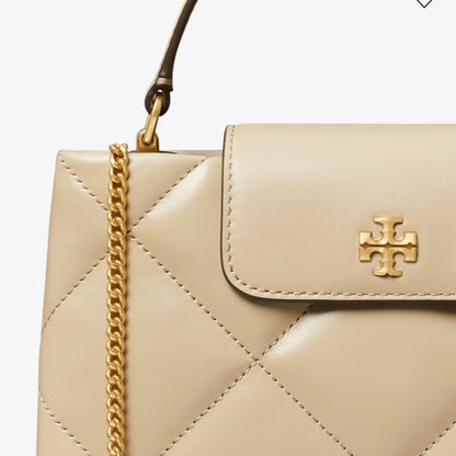 TORY BURCH KIRA DIAMOND QUILT TOP-HANDLE BAG IN LIGHT STONE