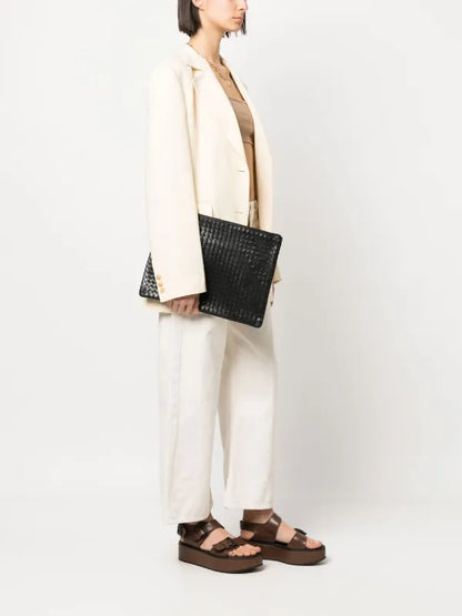 DRAGON DIFFUSION
A4 woven clutch bag in black
