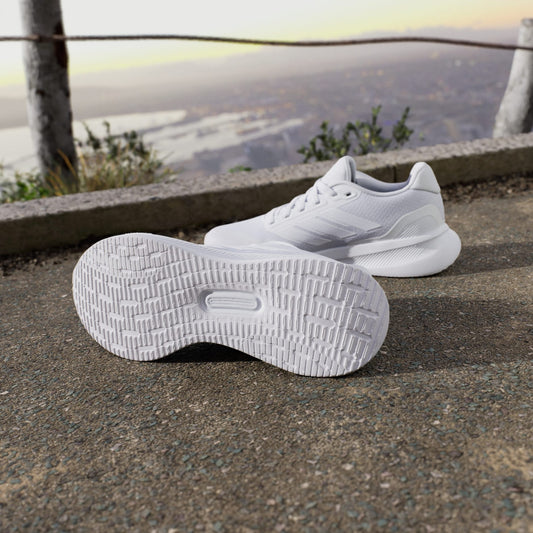 ADIDAS RUNFALCON 5 RUNNING SHOE SIZE 39.5 in cloud white