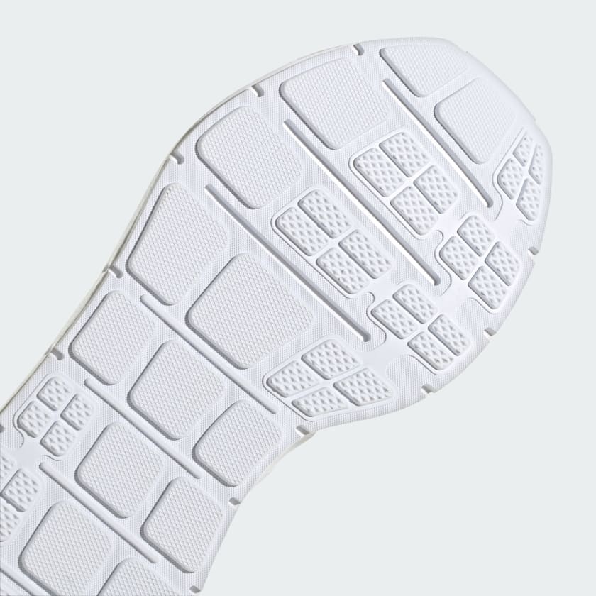 Adidas SWIFT RUN 1.0 SHOES size 37.5