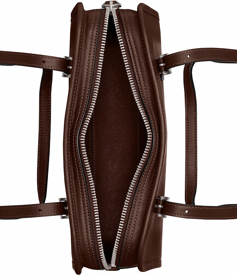 Coach Swing Zip in brown