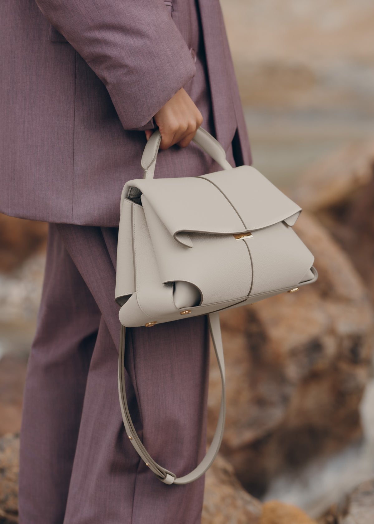 Polene Mokki
EDITION TEXTURED CHALK